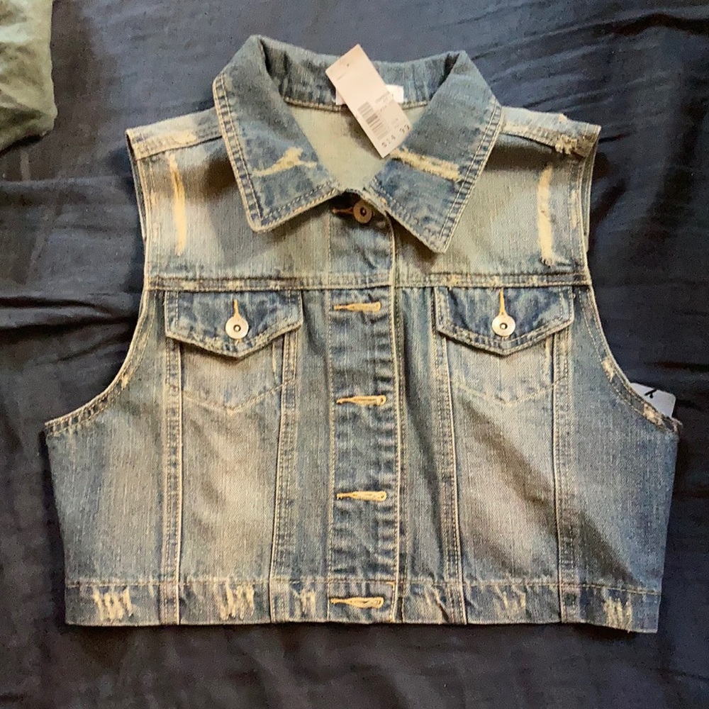 crop denim vest